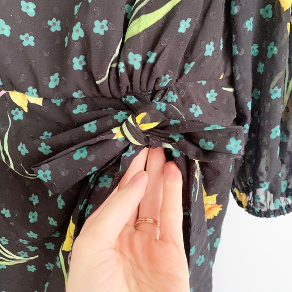 Wayward Fancies Eshakti Floral Square Neck Dress - Picture 7 of 16